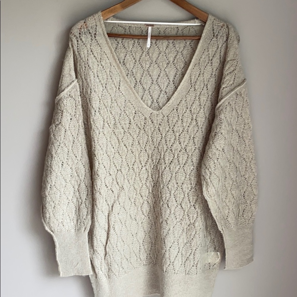 NWT Free People Say Hello Oversized Sweater S - Picture 5 of 9